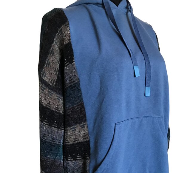 Upcycled Hoodie With Sweater Sleeves, Plus Size: Blue Sweatshirt Jacket - Picture 4 of 10
